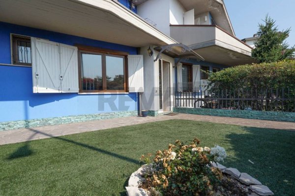 casa indipendente in vendita ad Arcene