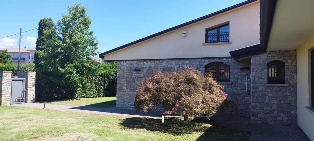 casa indipendente in vendita ad Arcene