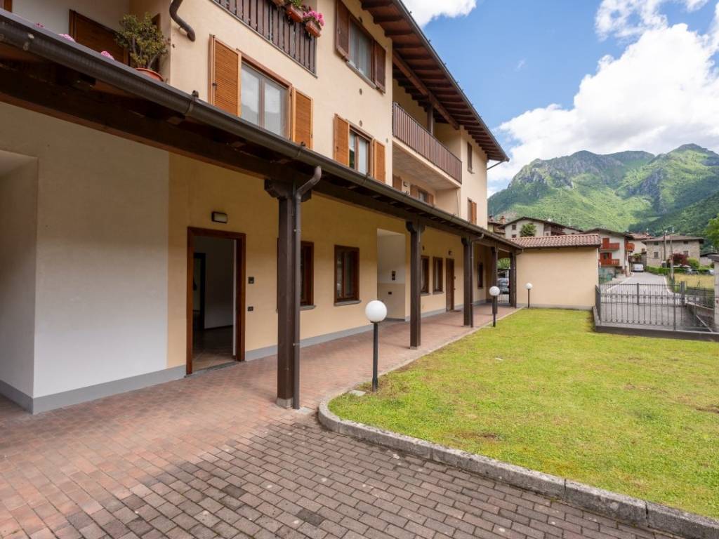 appartamento in vendita ad Ardesio