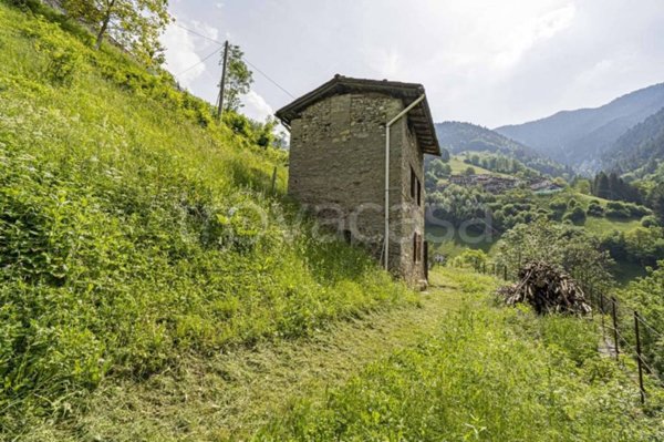 baita in vendita ad Ardesio in zona Botto Alto