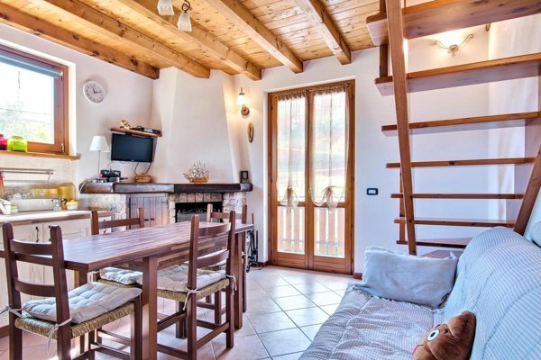 appartamento in vendita ad Ardesio in zona Bani