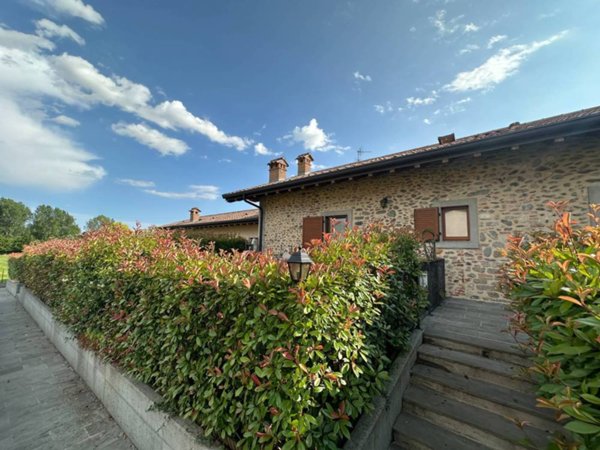 casa indipendente in vendita ad Ardesio