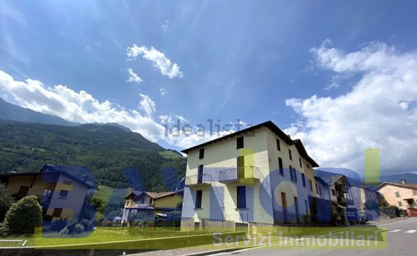 appartamento in vendita ad Ardesio in zona Valcanale