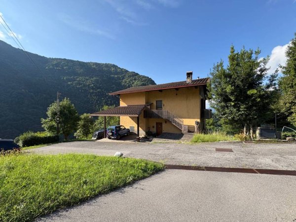 appartamento in vendita ad Ardesio