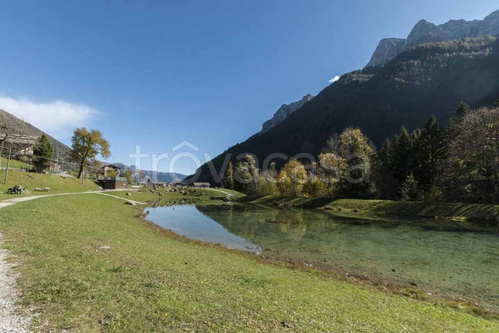 appartamento in vendita ad Ardesio in zona Valcanale