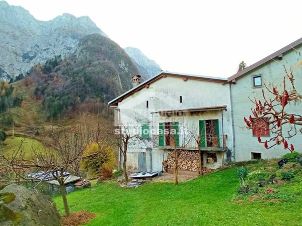 casa indipendente in vendita ad Ardesio