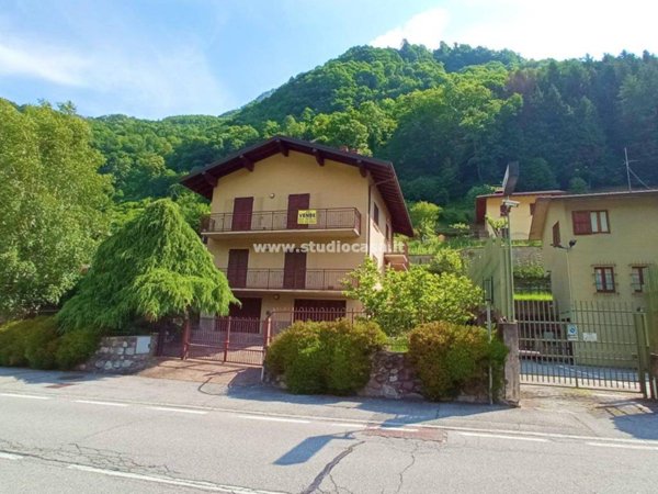 casa indipendente in vendita ad Ardesio