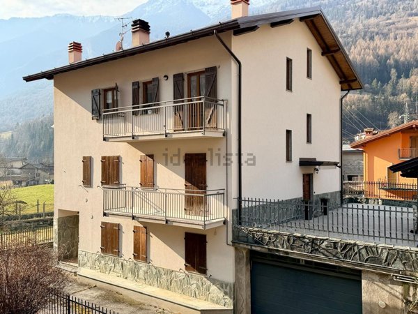 casa indipendente in vendita ad Ardesio