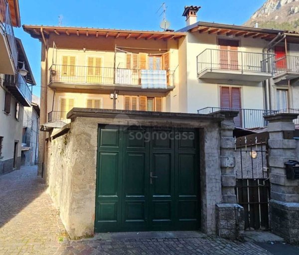 casa indipendente in vendita ad Ardesio