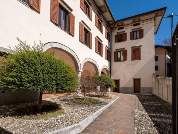 appartamento in vendita ad Ardesio