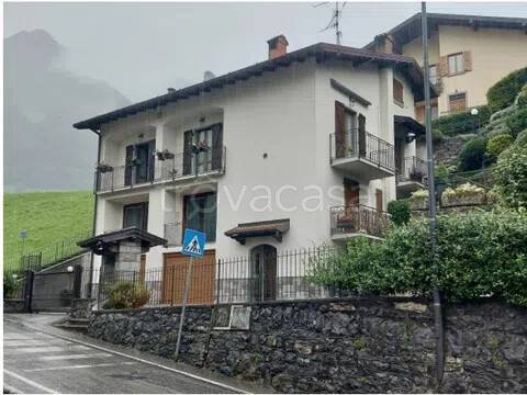 appartamento in vendita ad Ardesio