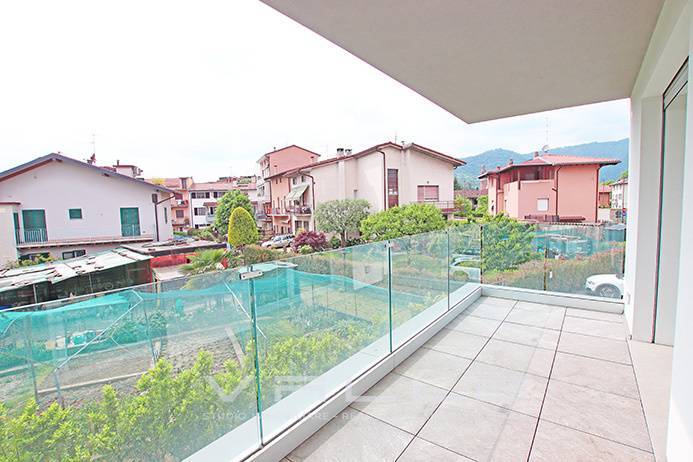 appartamento in vendita ad Ardesio in zona Valle