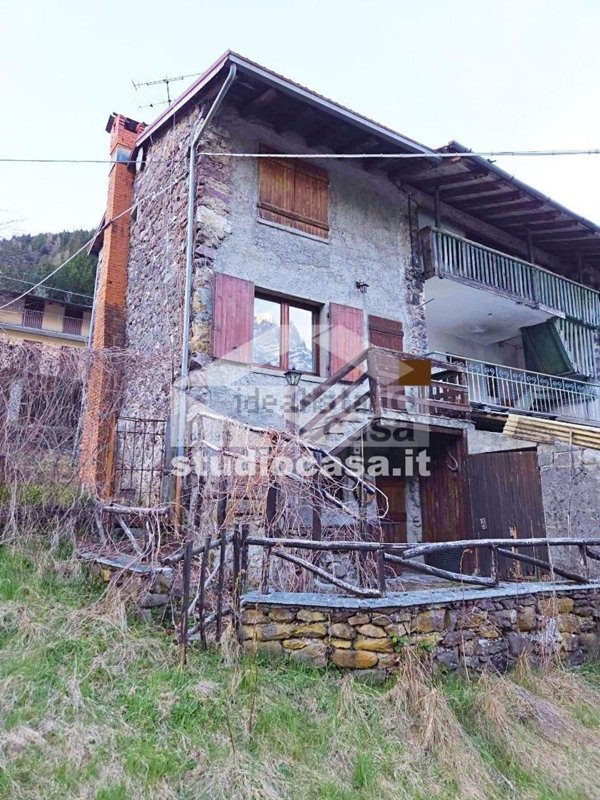 casa indipendente in vendita ad Ardesio