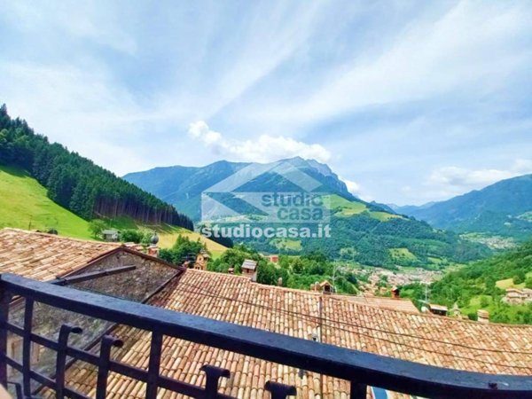 appartamento in vendita ad Ardesio in zona Valle