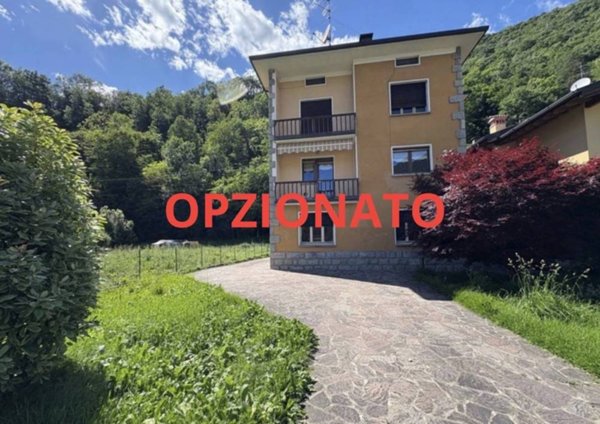 casa indipendente in vendita ad Ardesio