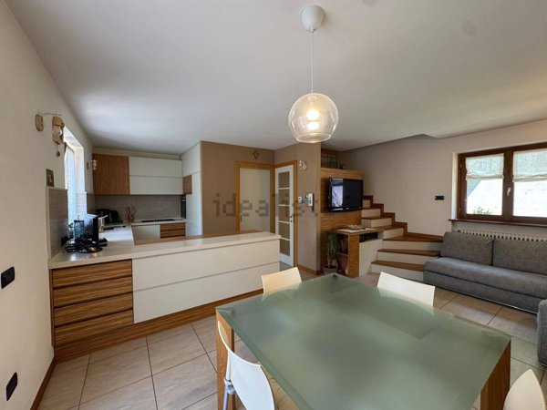 casa indipendente in vendita ad Ardesio