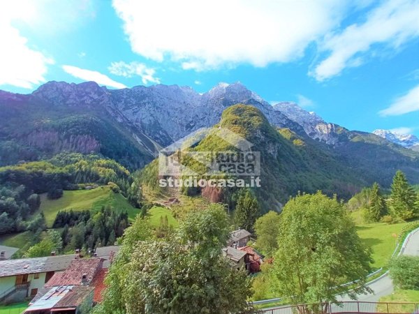 appartamento in vendita ad Ardesio in zona Botto Alto