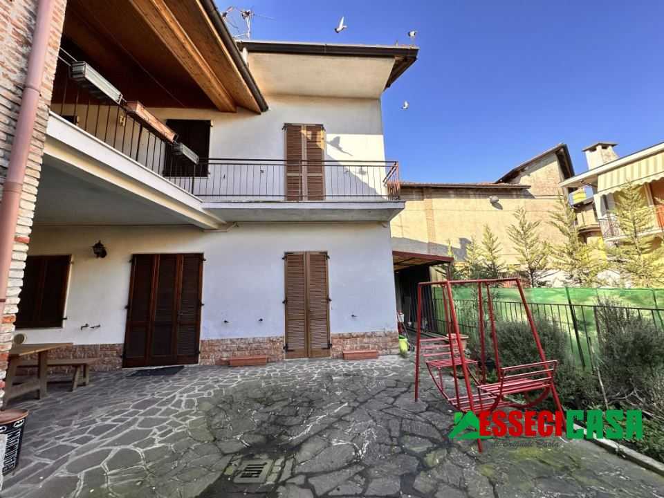 appartamento in vendita ad Arzago d'Adda