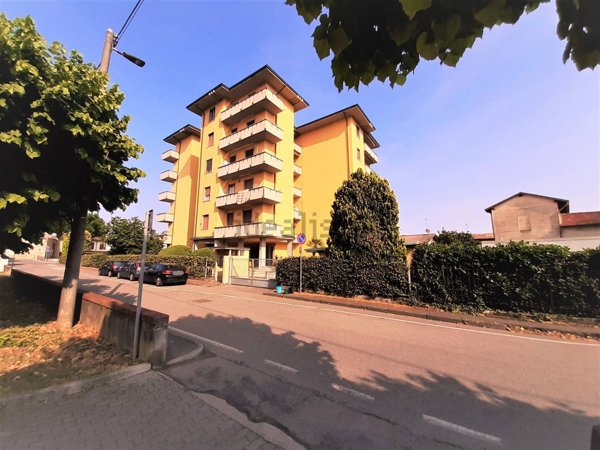 appartamento in vendita ad Arzago d'Adda