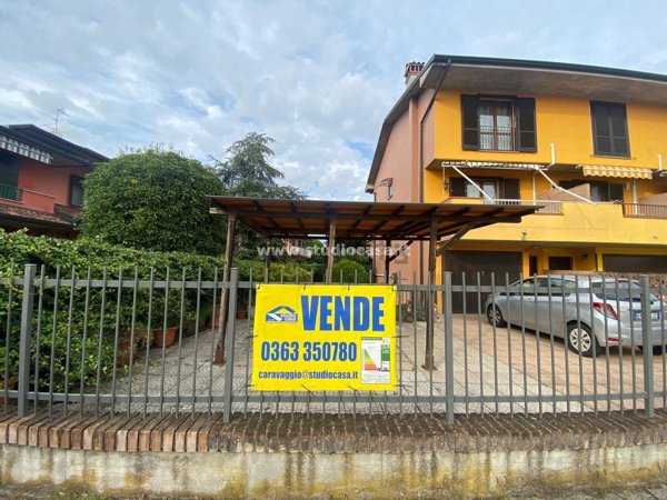 casa indipendente in vendita ad Arzago d'Adda