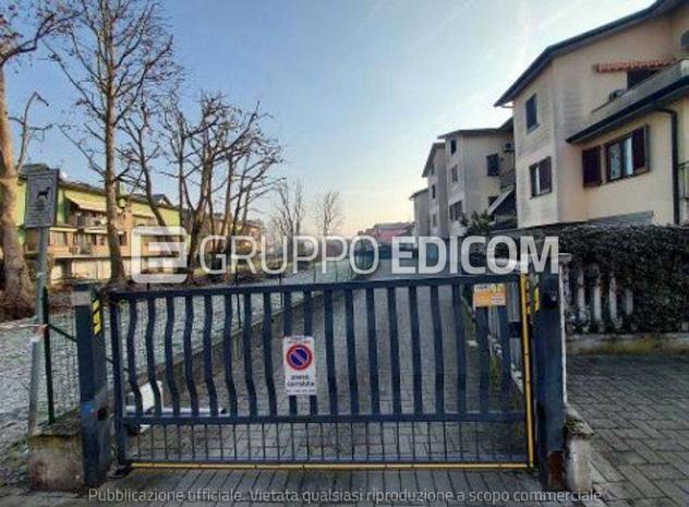 terreno edificabile in vendita ad Arzago d'Adda