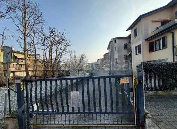 ufficio in vendita ad Arzago d'Adda
