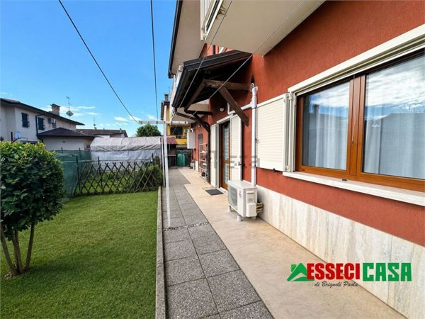 appartamento in vendita ad Arzago d'Adda