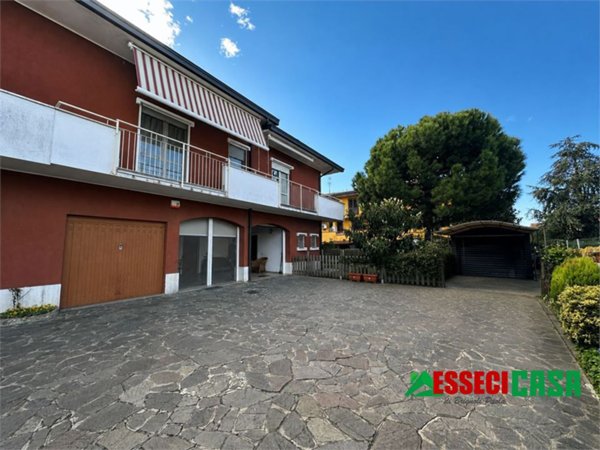 appartamento in vendita ad Arzago d'Adda