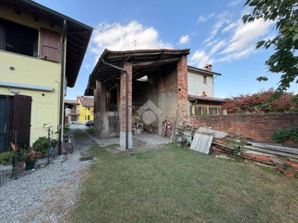 casa indipendente in vendita ad Arzago d'Adda