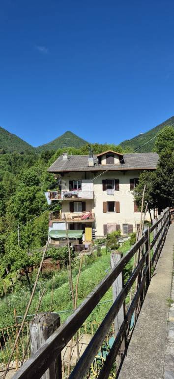 appartamento in vendita ad Averara