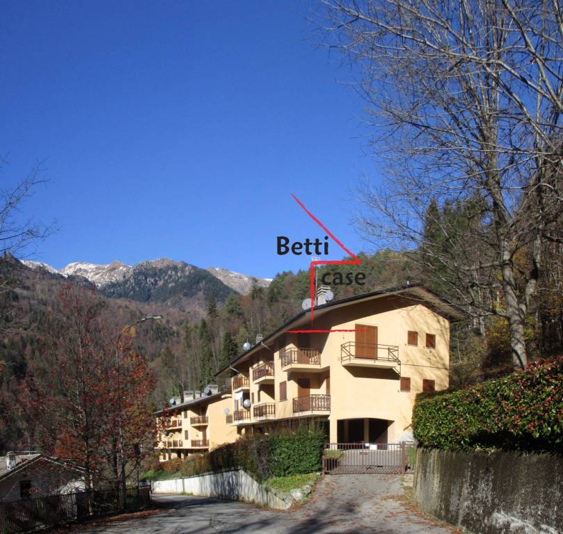 appartamento in vendita ad Averara