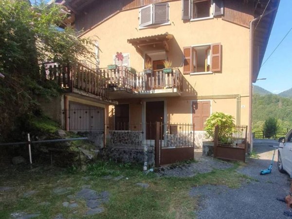 casa indipendente in vendita ad Averara