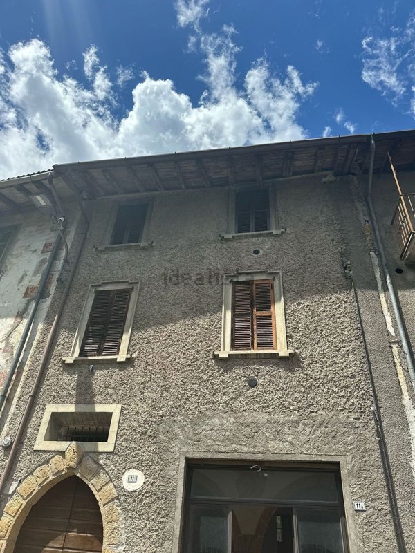 appartamento in vendita ad Averara