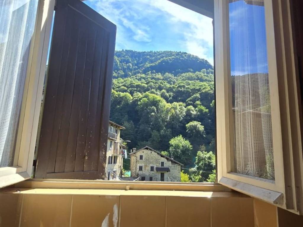 appartamento in vendita ad Averara