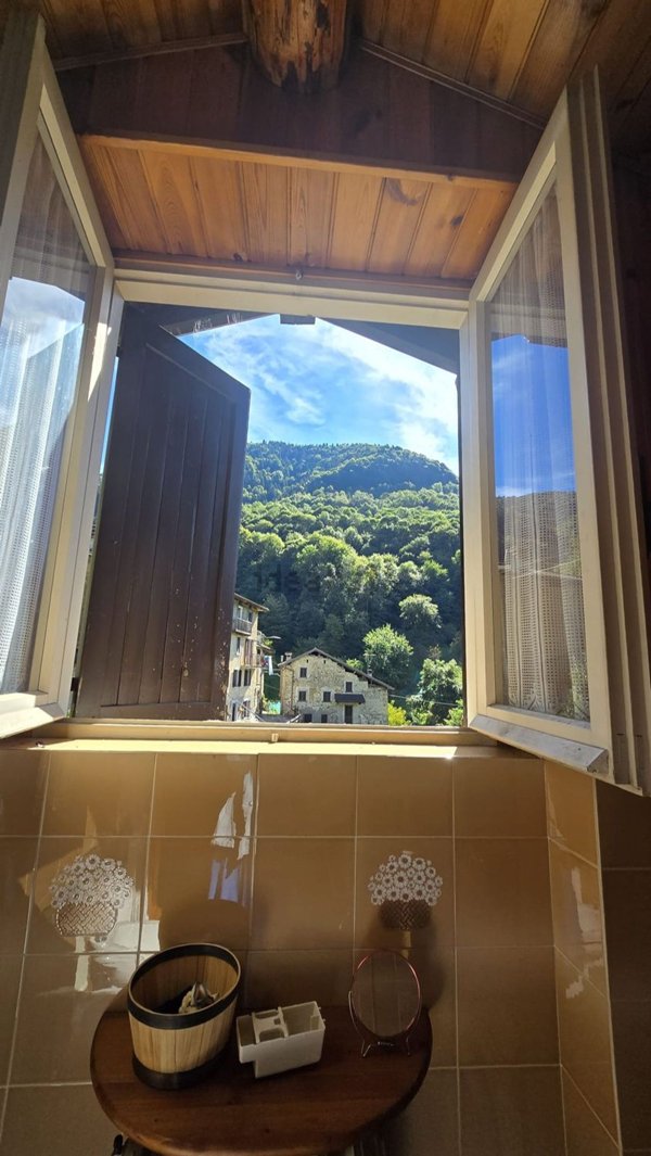 appartamento in vendita ad Averara