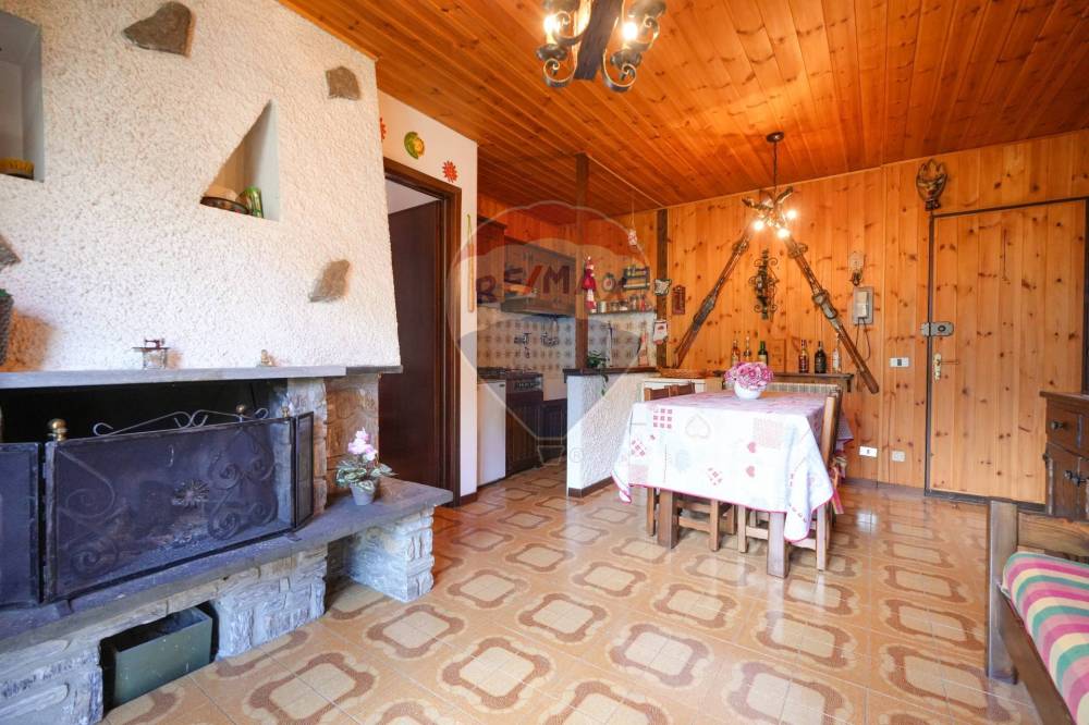 appartamento in vendita ad Averara