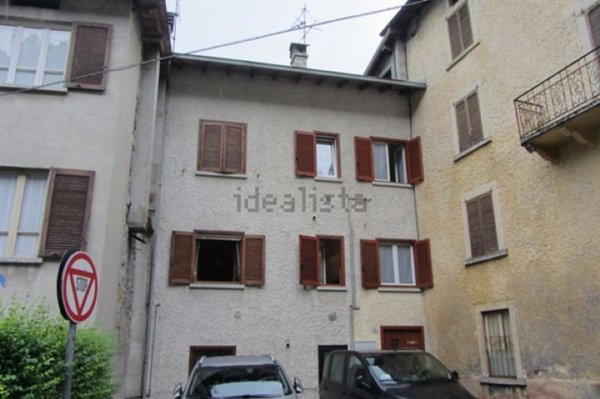 appartamento in vendita ad Averara