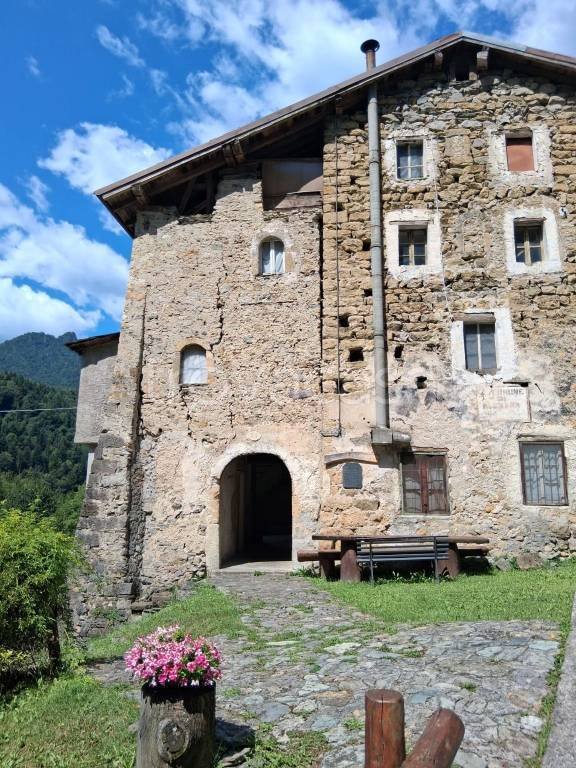 casa indipendente in vendita ad Averara