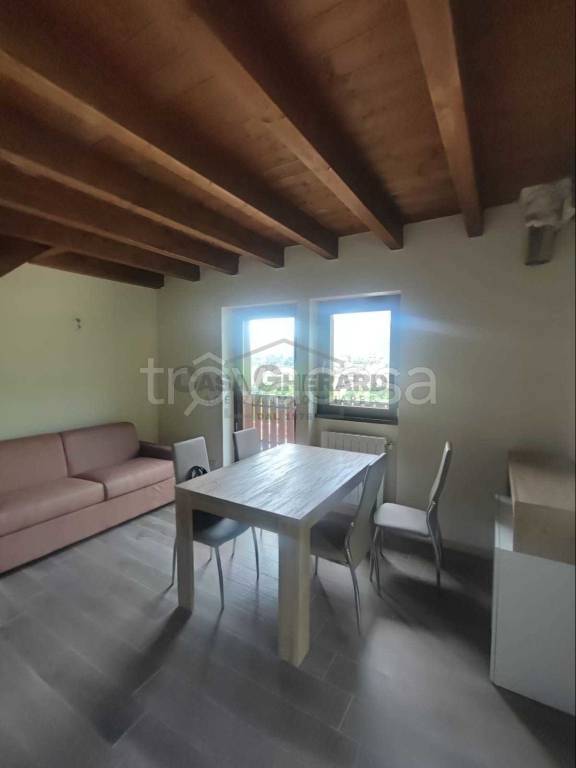 appartamento in vendita ad Aviatico in zona Ama