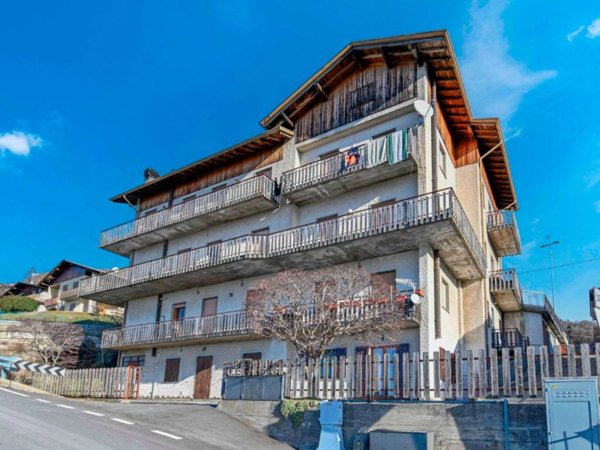 appartamento in vendita ad Aviatico in zona Amora