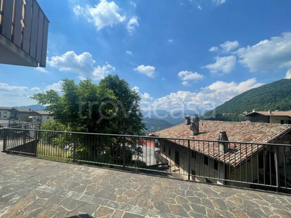 appartamento in vendita ad Aviatico