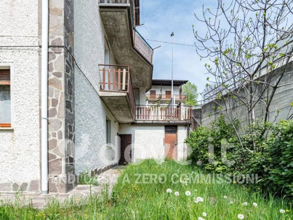 appartamento in vendita ad Aviatico in zona Ama