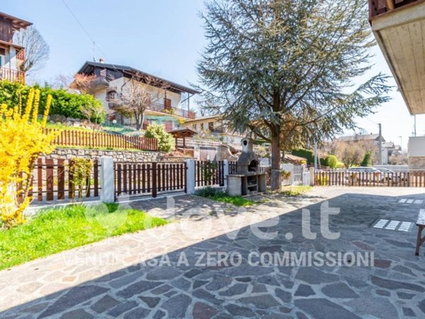 appartamento in vendita ad Aviatico in zona Ama