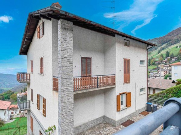 appartamento in vendita ad Aviatico