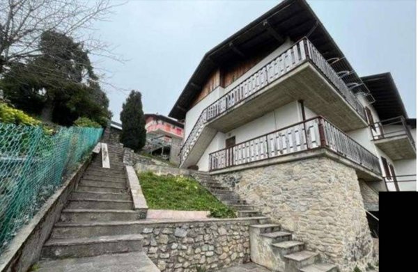 appartamento in vendita ad Aviatico in zona Amora