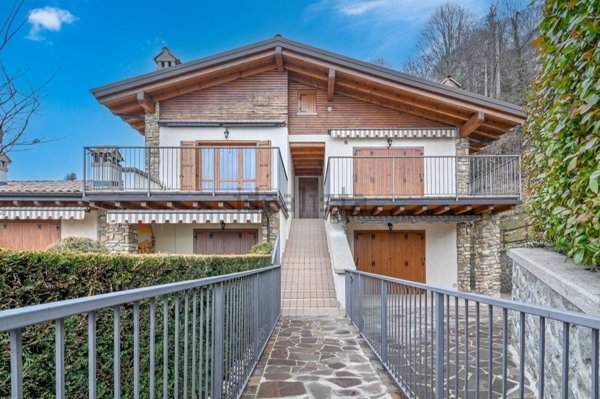 appartamento in vendita ad Aviatico