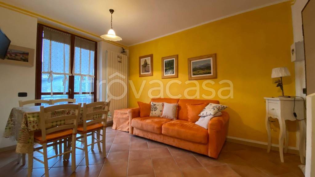 appartamento in vendita ad Aviatico