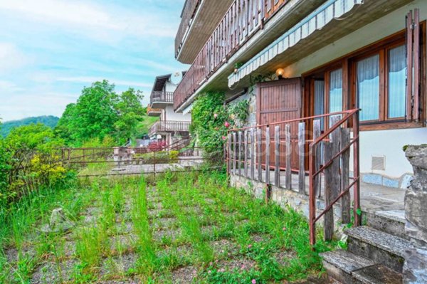 appartamento in vendita ad Aviatico in zona Amora