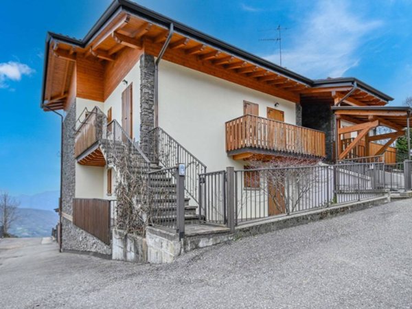 appartamento in vendita ad Aviatico