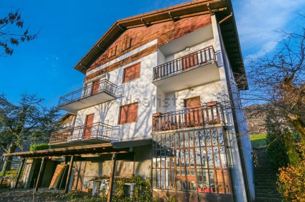 casa indipendente in vendita ad Aviatico